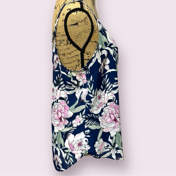 442 - KISMET SPAGHETTI STRAP TOP - Picture 2 of 13